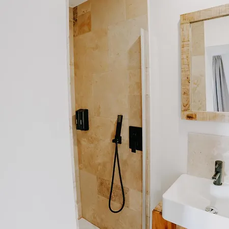 Maison Ubuntu Bed and Breakfast Froidfontaine